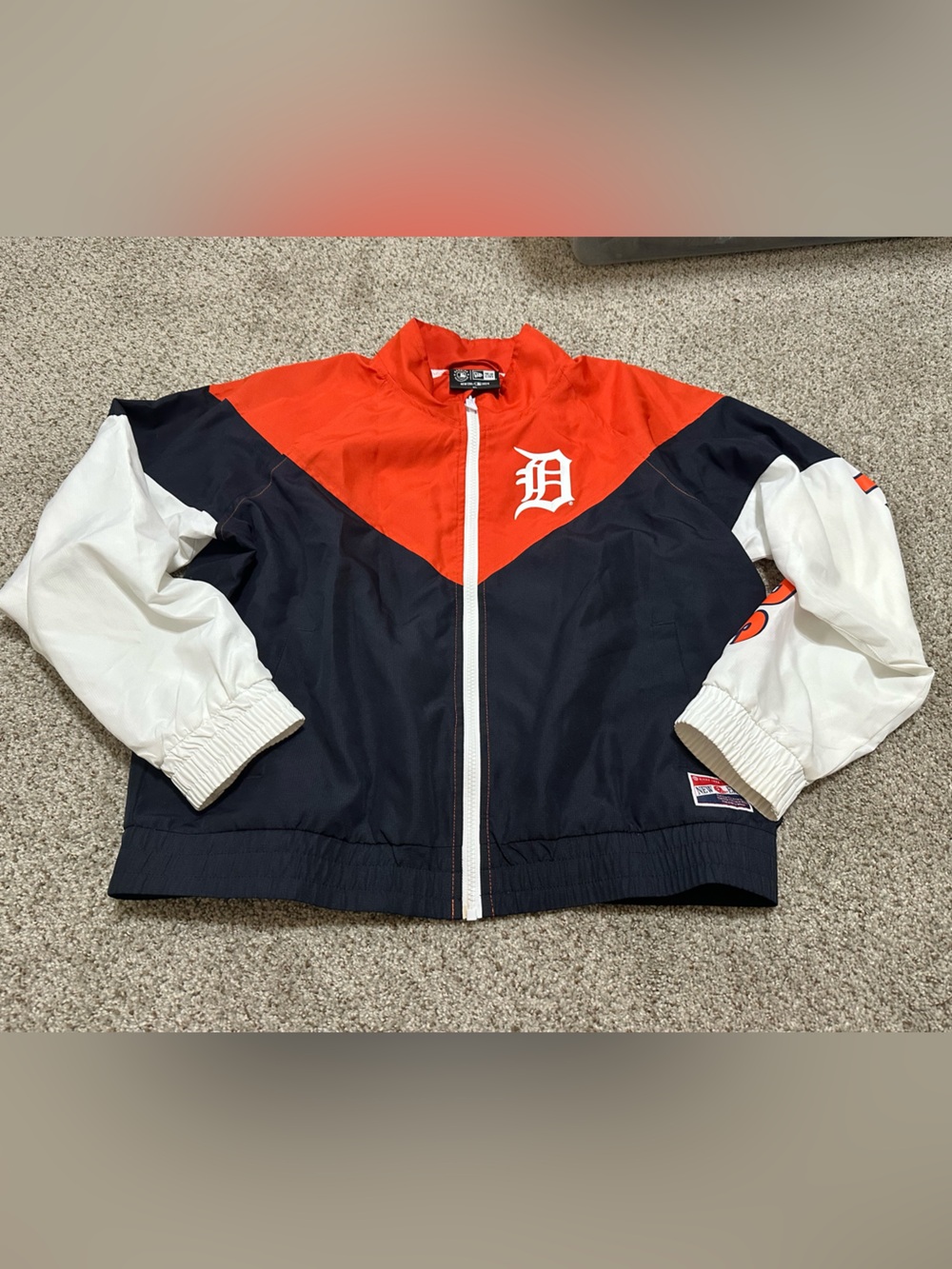 New Era Womenās Detroit Tigers Colorblock Bomber Jacket in Orange, Navy & White